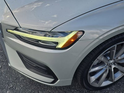 2020 Volvo S60 T5 Momentum