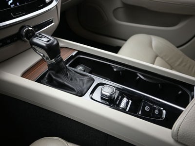 2021 Volvo S60 T5 Momentum
