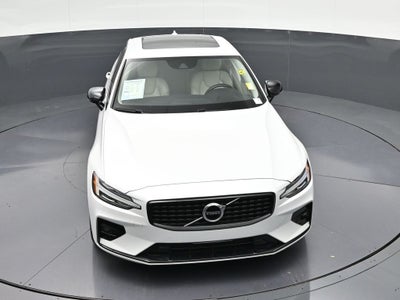 2021 Volvo S60 T5 Momentum