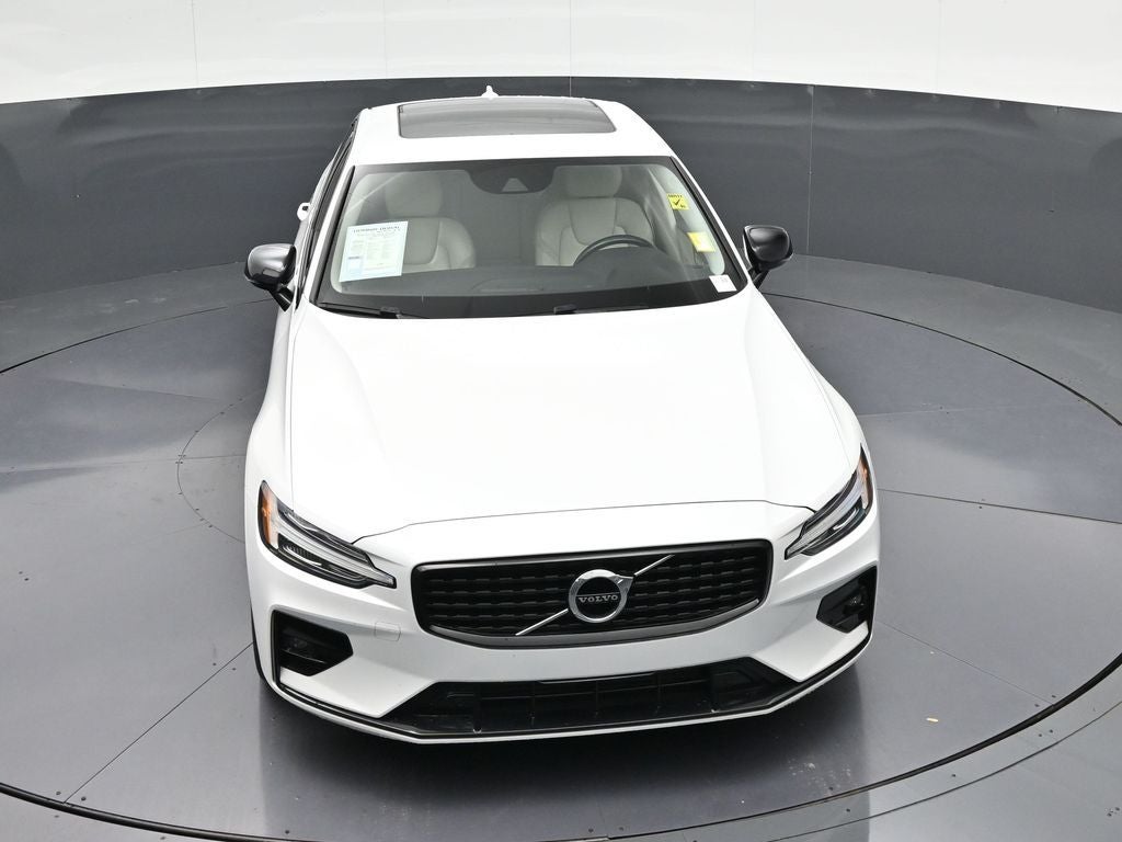 2021 Volvo S60 T5 Momentum