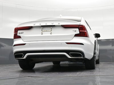 2021 Volvo S60 T5 Momentum