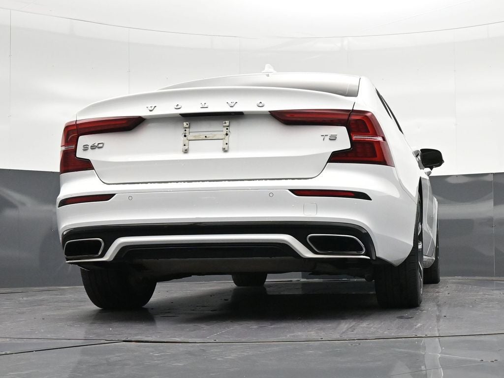 2021 Volvo S60 T5 Momentum