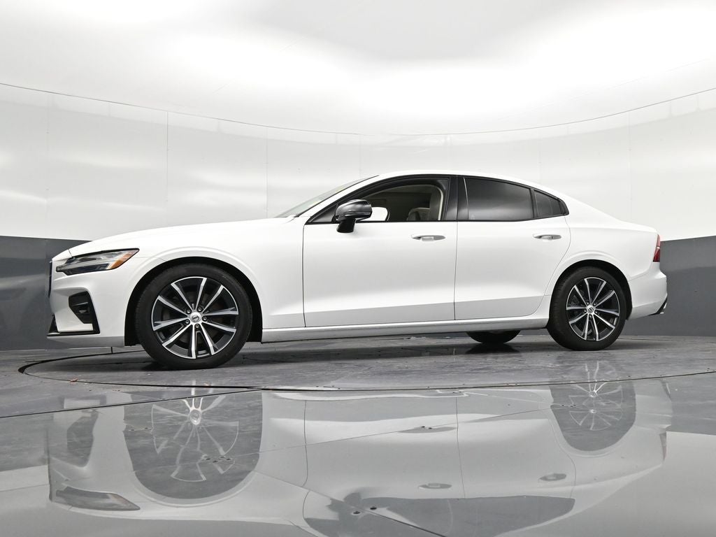 2021 Volvo S60 T5 Momentum