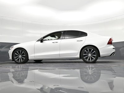 2021 Volvo S60 T5 Momentum