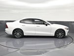 2021 Volvo S60 T5 Momentum