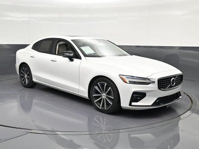 2021 Volvo S60 T5 Momentum