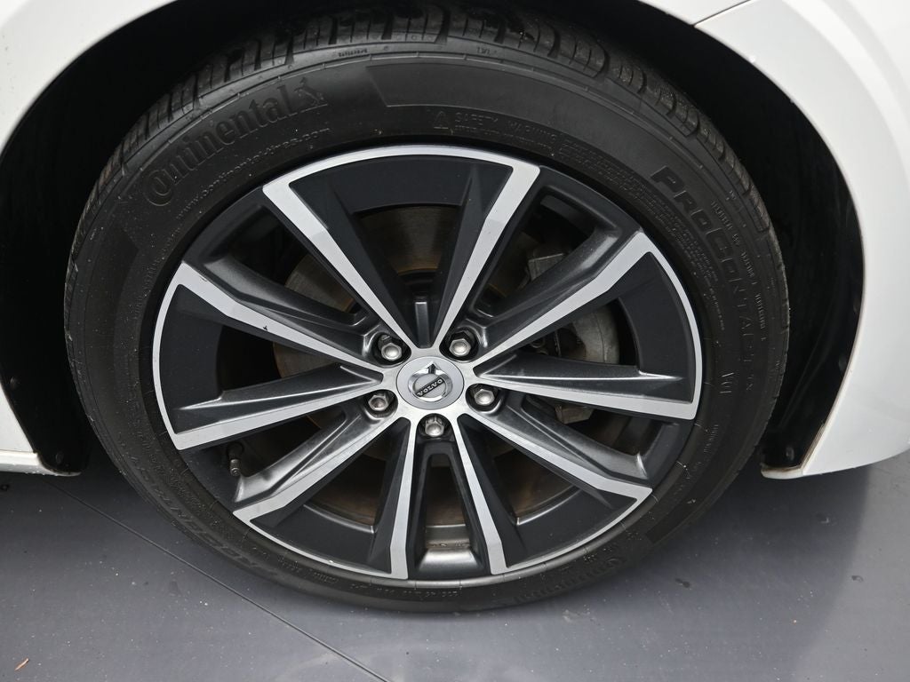 2021 Volvo S60 T5 Momentum