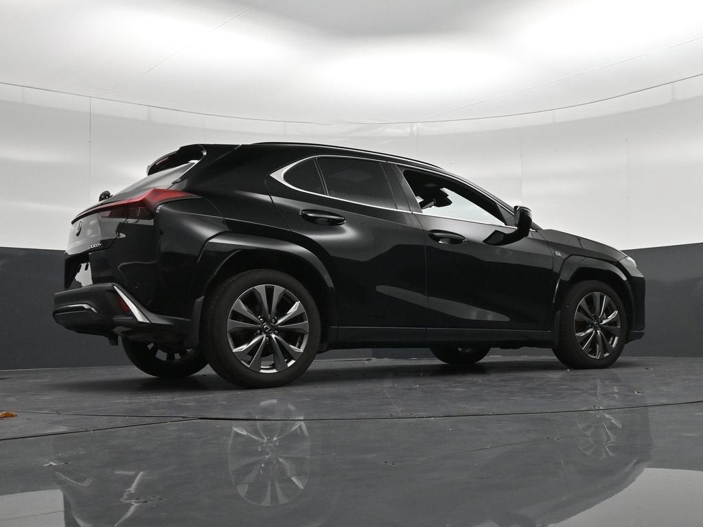2025 Lexus UX 300h F SPORT Design