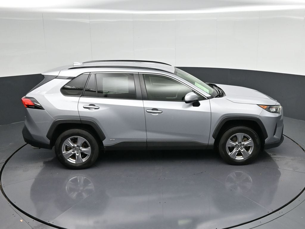 2022 Toyota RAV4 Hybrid LE