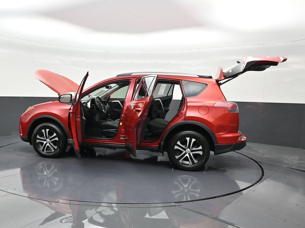 2017 Toyota RAV4 LE