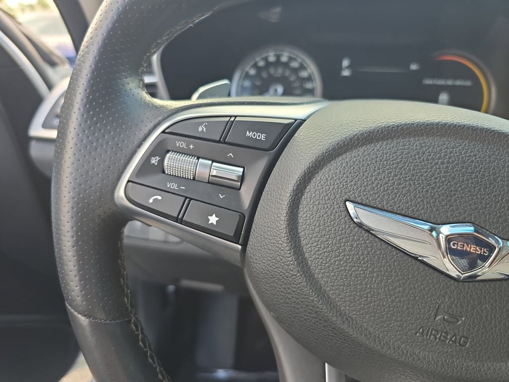 2022 Genesis G70 2.0T