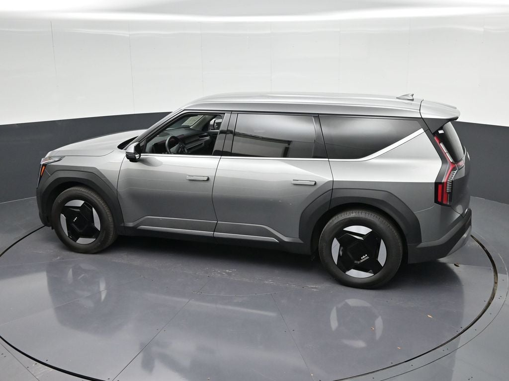 2025 Kia EV9 Light
