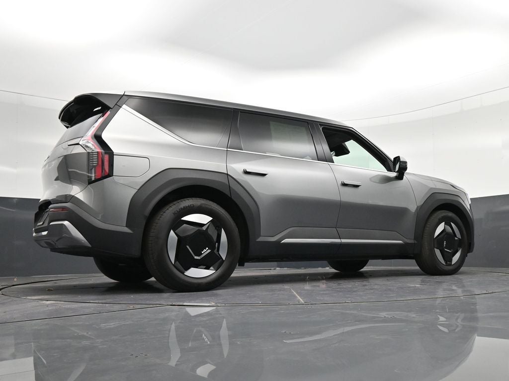 2025 Kia EV9 Light
