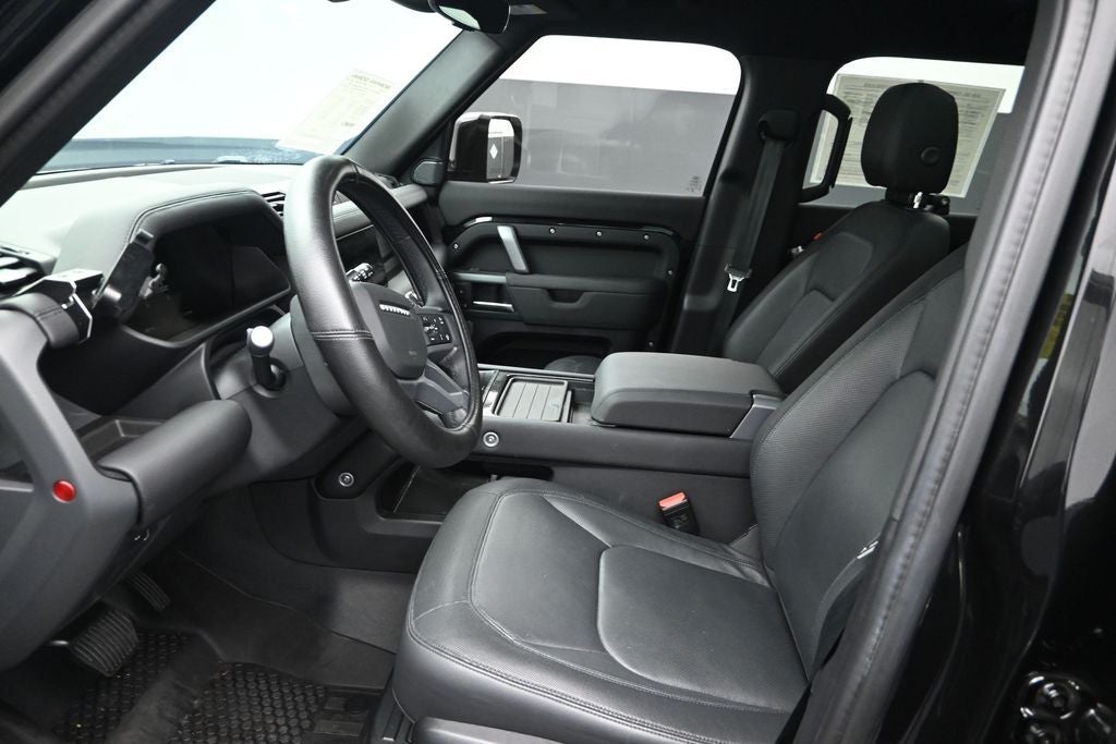 2024 Land Rover Defender 110 X-Dynamic SE