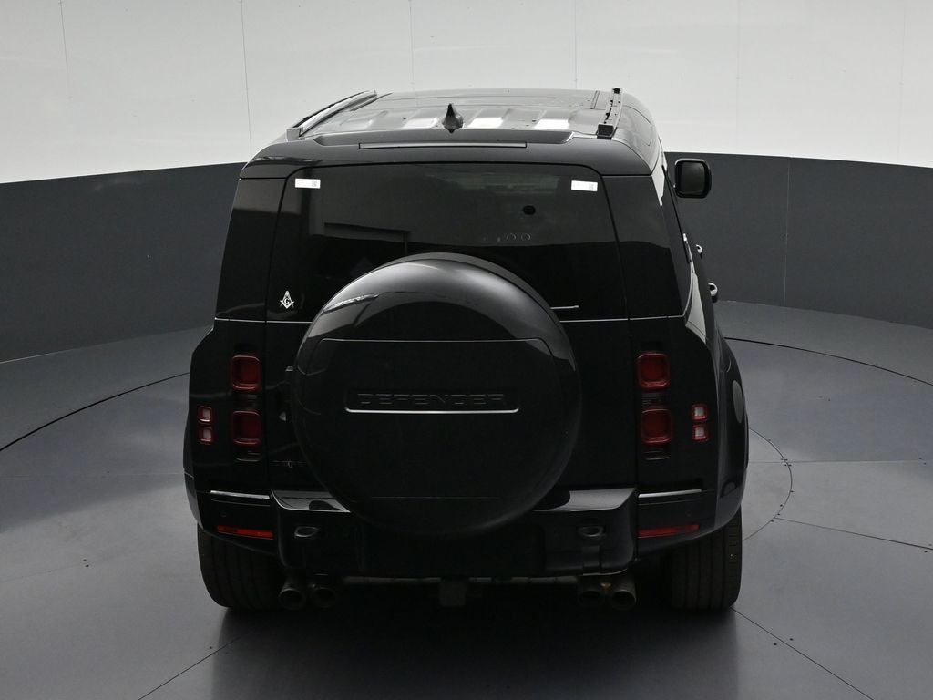 2024 Land Rover Defender 110 X-Dynamic SE