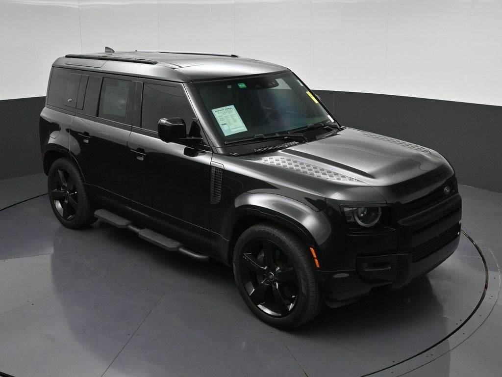2024 Land Rover Defender 110 X-Dynamic SE
