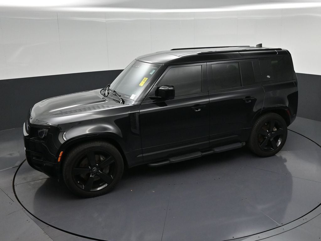 2024 Land Rover Defender 110 X-Dynamic SE