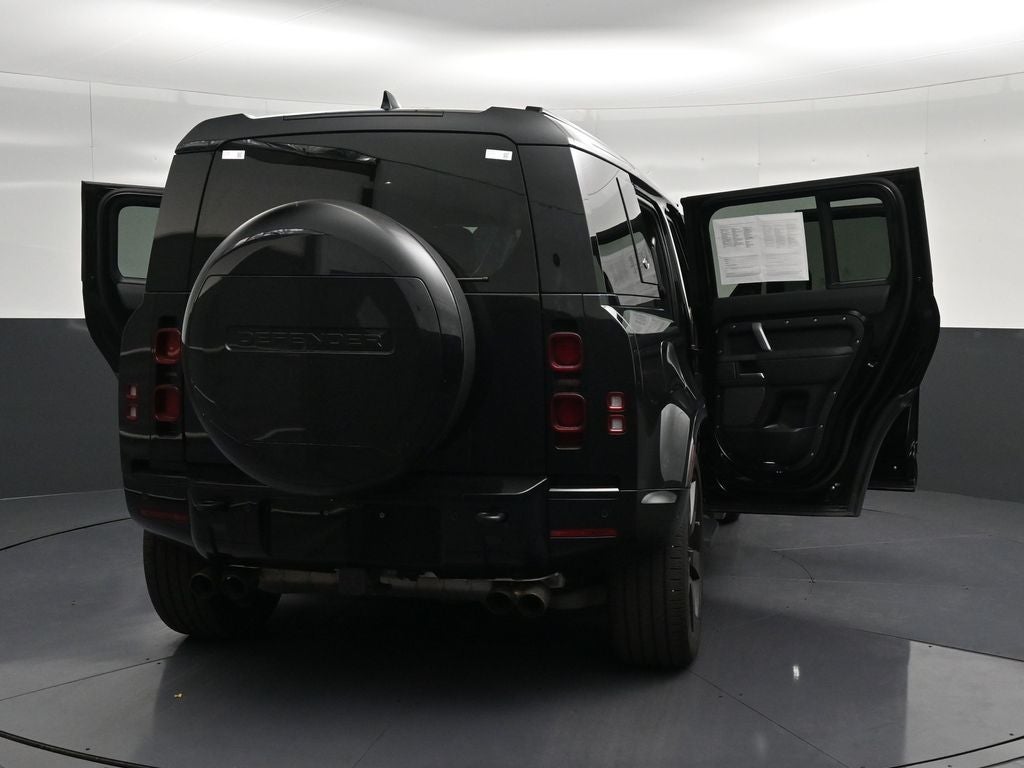2024 Land Rover Defender 110 X-Dynamic SE
