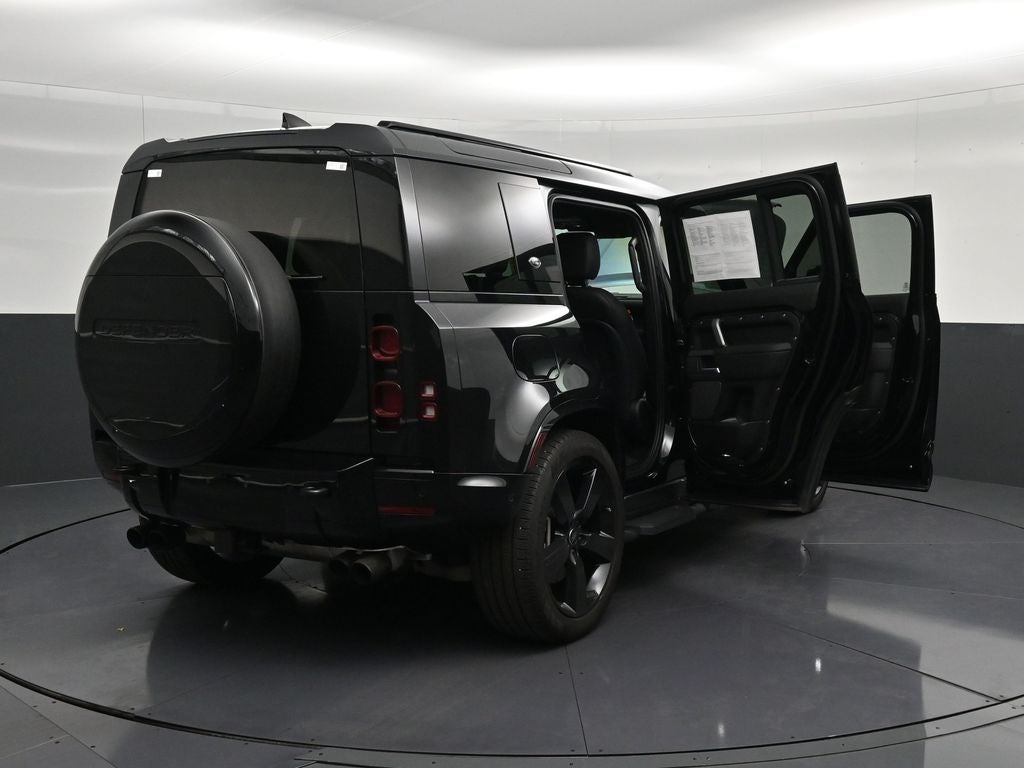 2024 Land Rover Defender 110 X-Dynamic SE