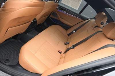 2021 BMW 5 Series 530i