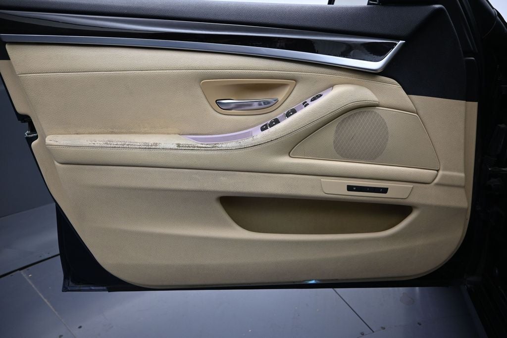 2014 BMW 5 Series 528i