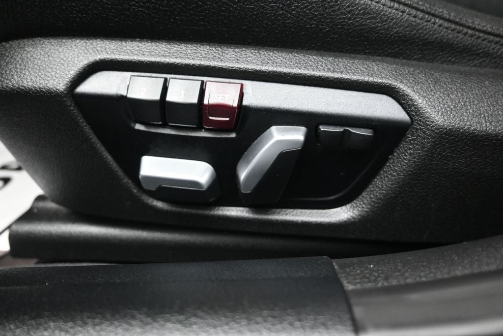 2018 BMW 3 Series 330i