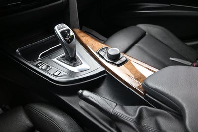 2018 BMW 3 Series 330i