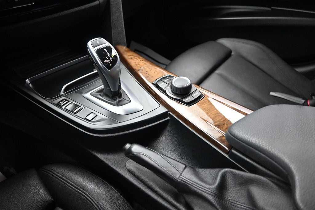 2018 BMW 3 Series 330i