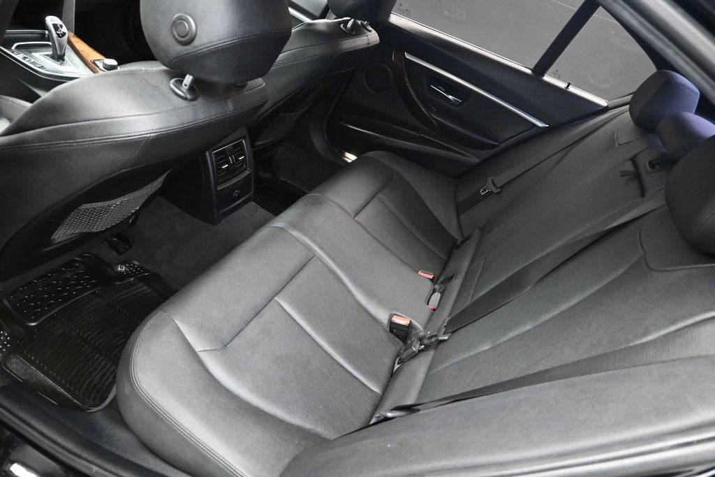 2018 BMW 3 Series 330i