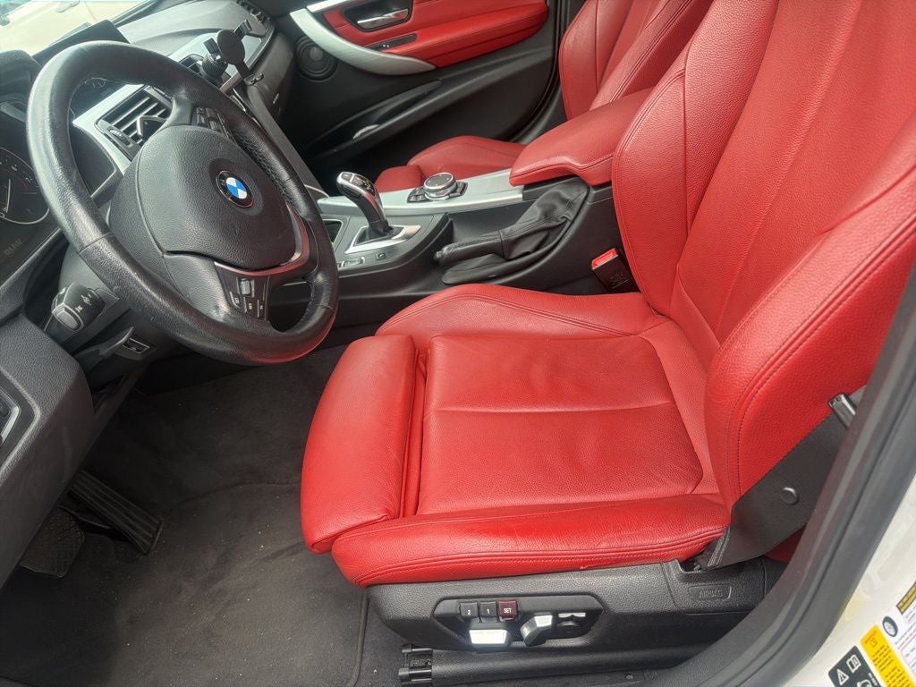 2017 BMW 3 Series 330i xDrive