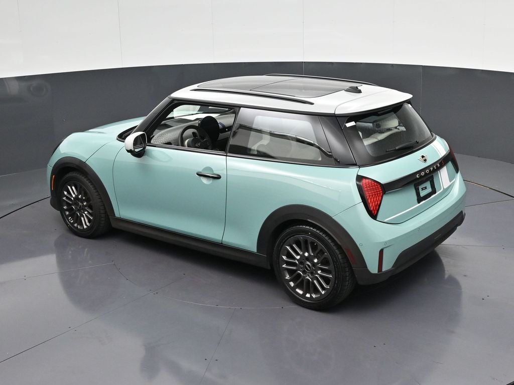2025 MINI Cooper S Iconic