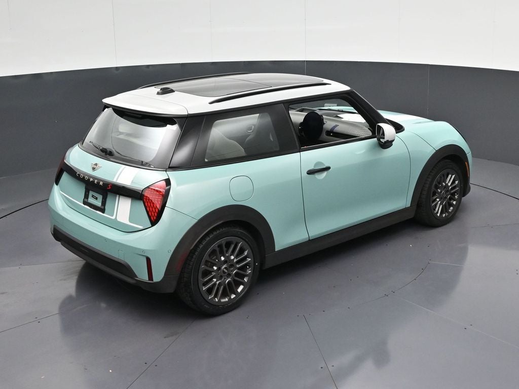 2025 MINI Cooper S Iconic