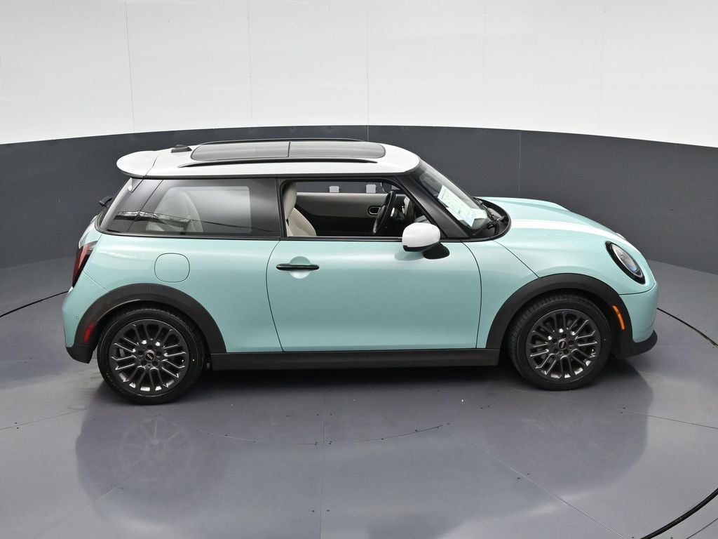 2025 MINI Cooper S Iconic