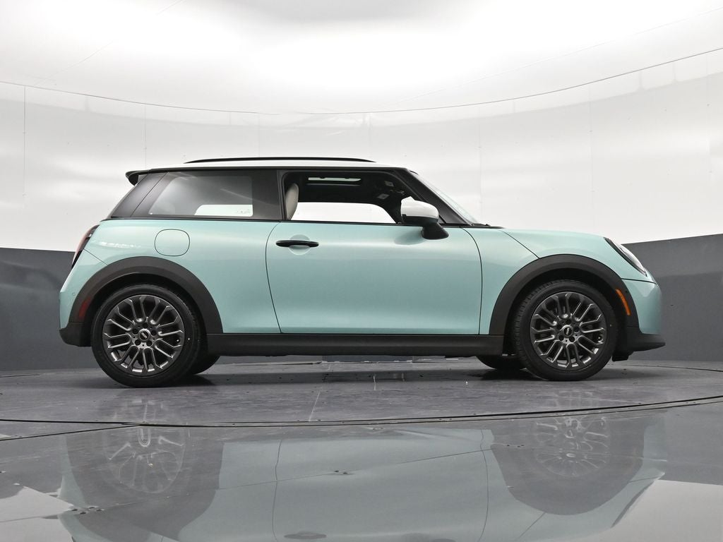 2025 MINI Cooper S Iconic