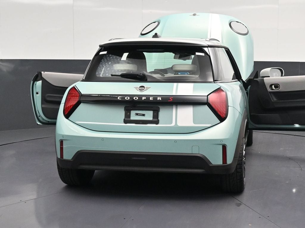 2025 MINI Cooper S Iconic