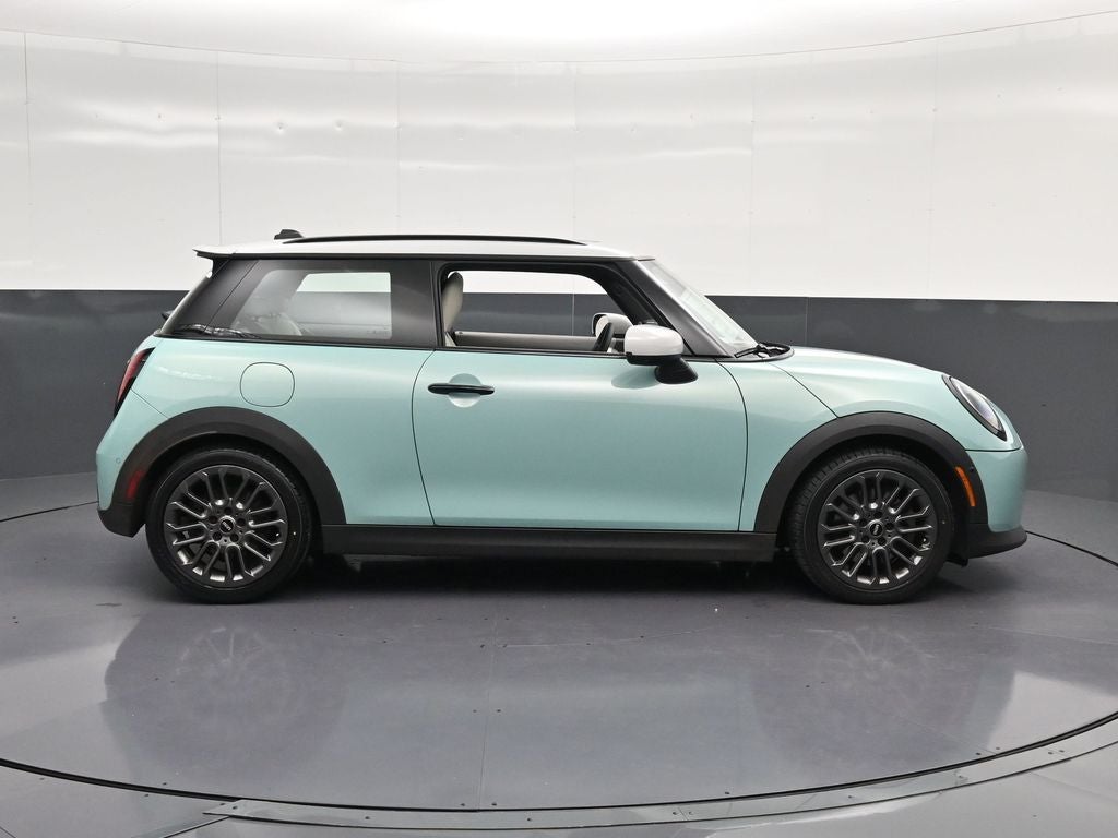 2025 MINI Cooper S Iconic