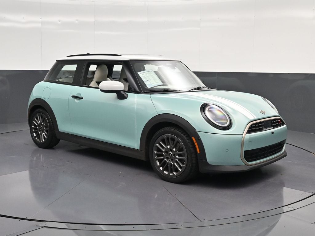 2025 MINI Cooper S Iconic