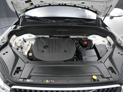 2024 Volvo XC90 B5 Plus