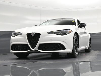 2025 Alfa Romeo Giulia Base