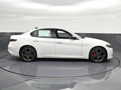 2025 Alfa Romeo Giulia Base