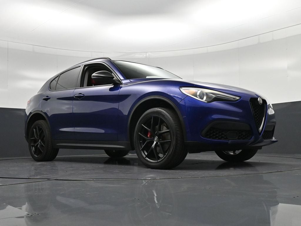 2020 Alfa Romeo Stelvio Base