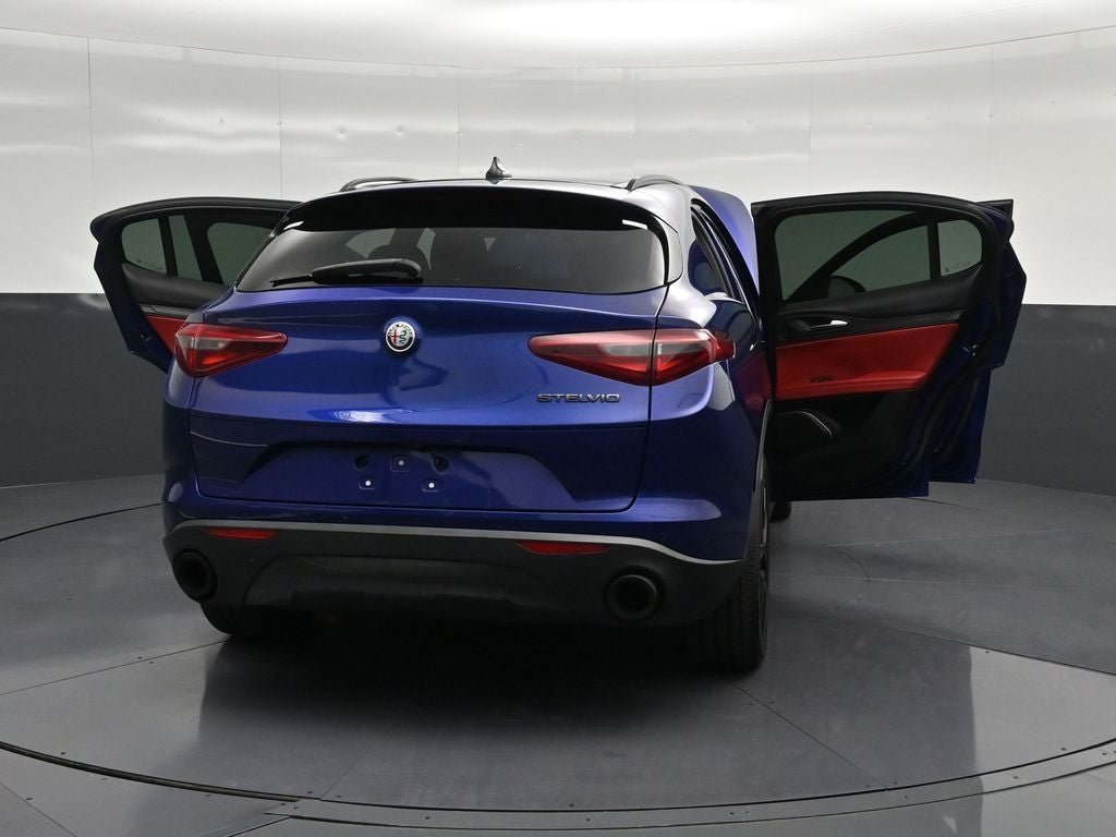 2020 Alfa Romeo Stelvio Base