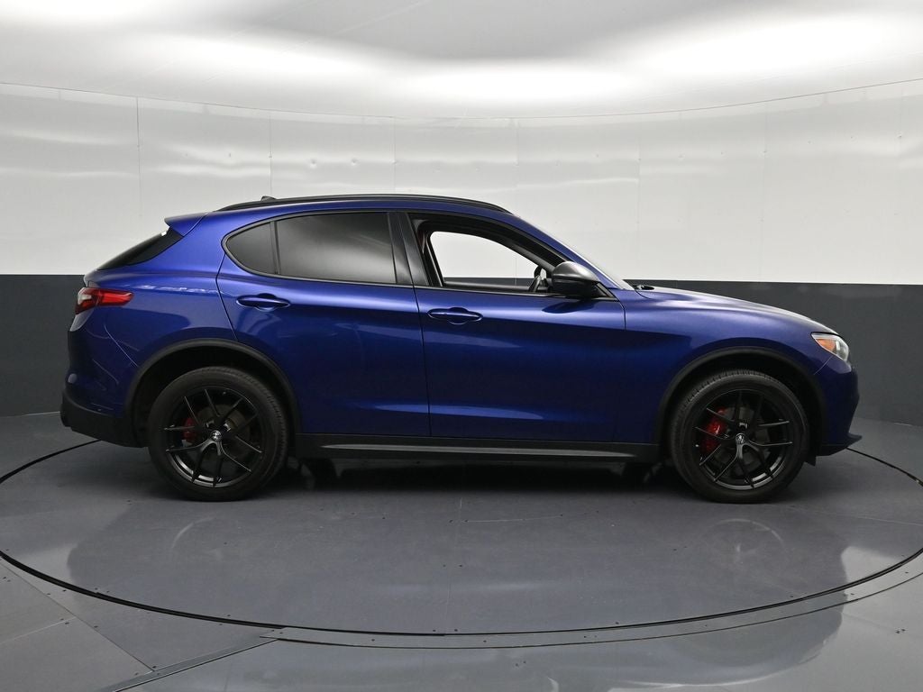 2020 Alfa Romeo Stelvio Base