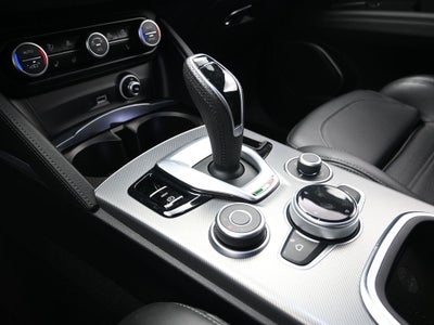 2023 Alfa Romeo Stelvio Veloce