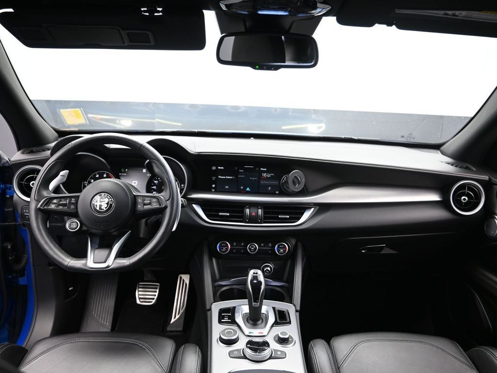 2023 Alfa Romeo Stelvio Veloce