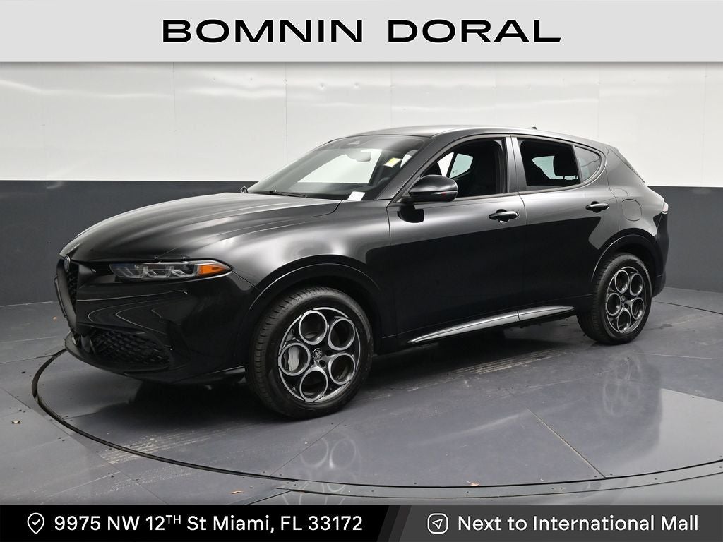 2025 Alfa Romeo Tonale Base